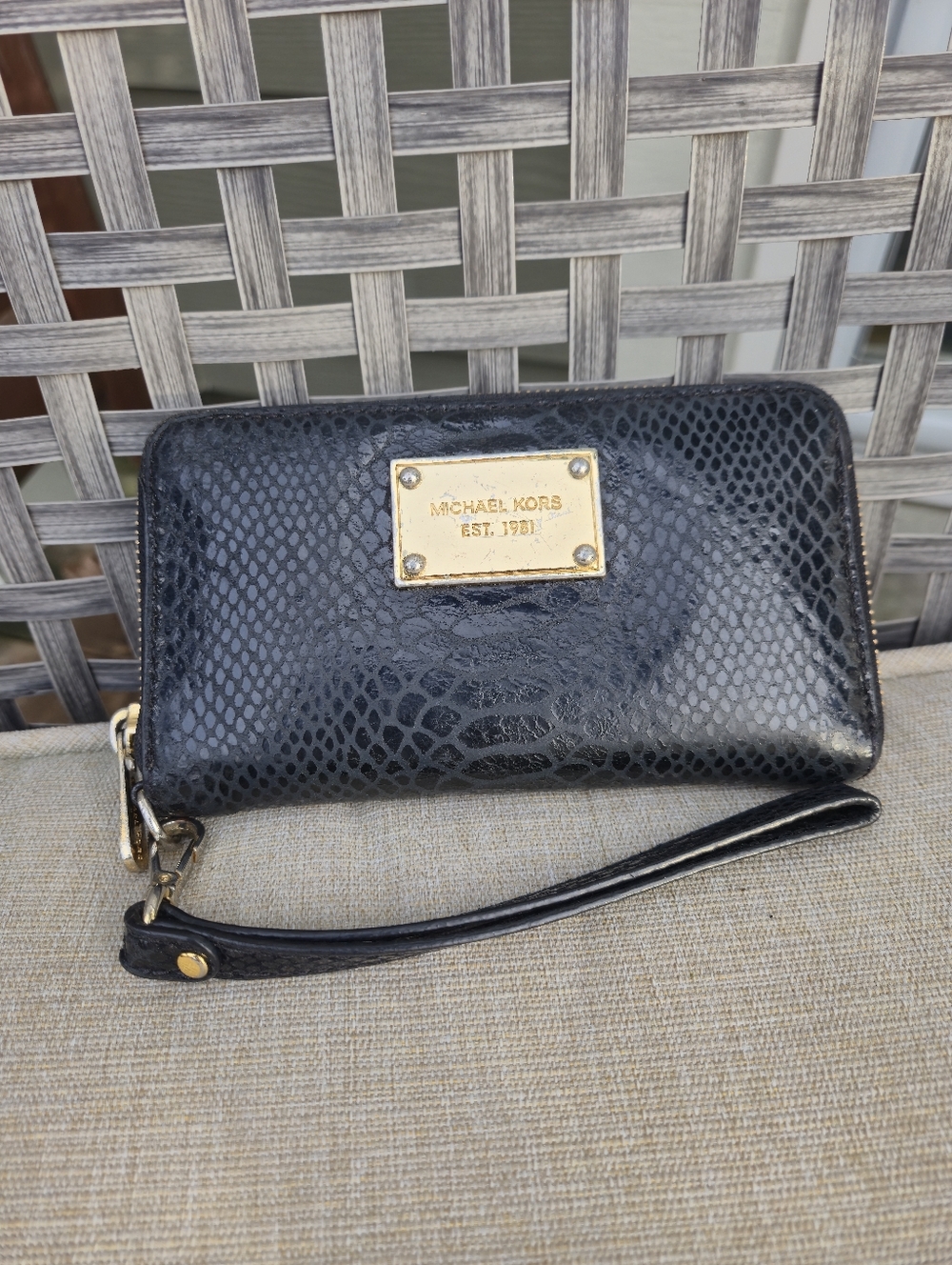 Michael Kors Leather Zip Wallet Wristlet